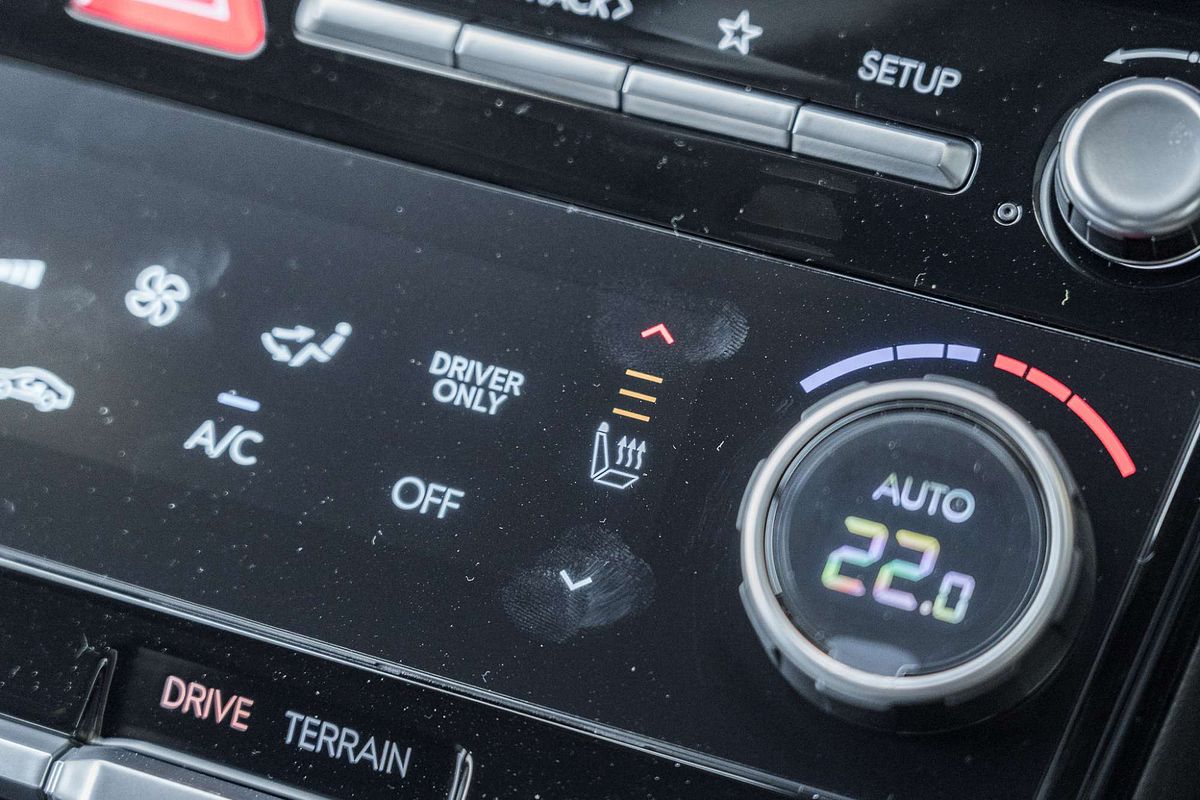 2025 Hyundai Santa Fe Hybrid Calligraphy MX5.V2