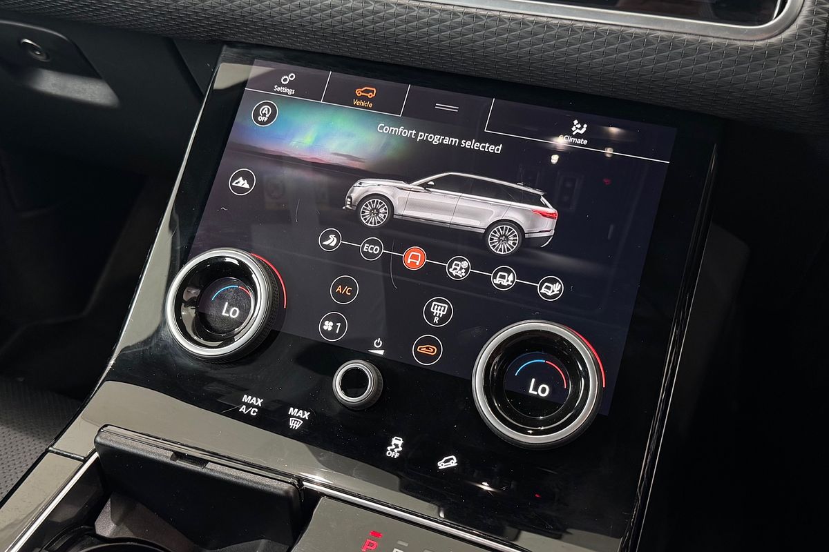 2019 Land Rover Range Rover Velar D240 SE L560