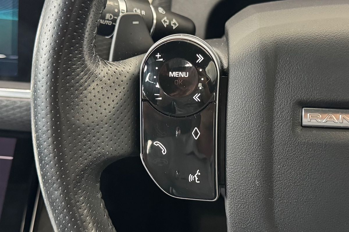 2019 Land Rover Range Rover Velar D240 SE L560