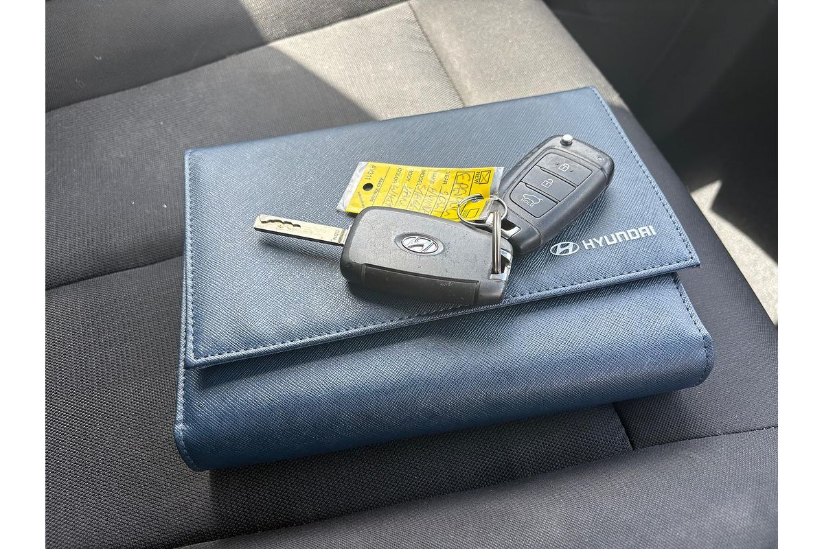 2021 Hyundai STARIA LOAD US4.V1