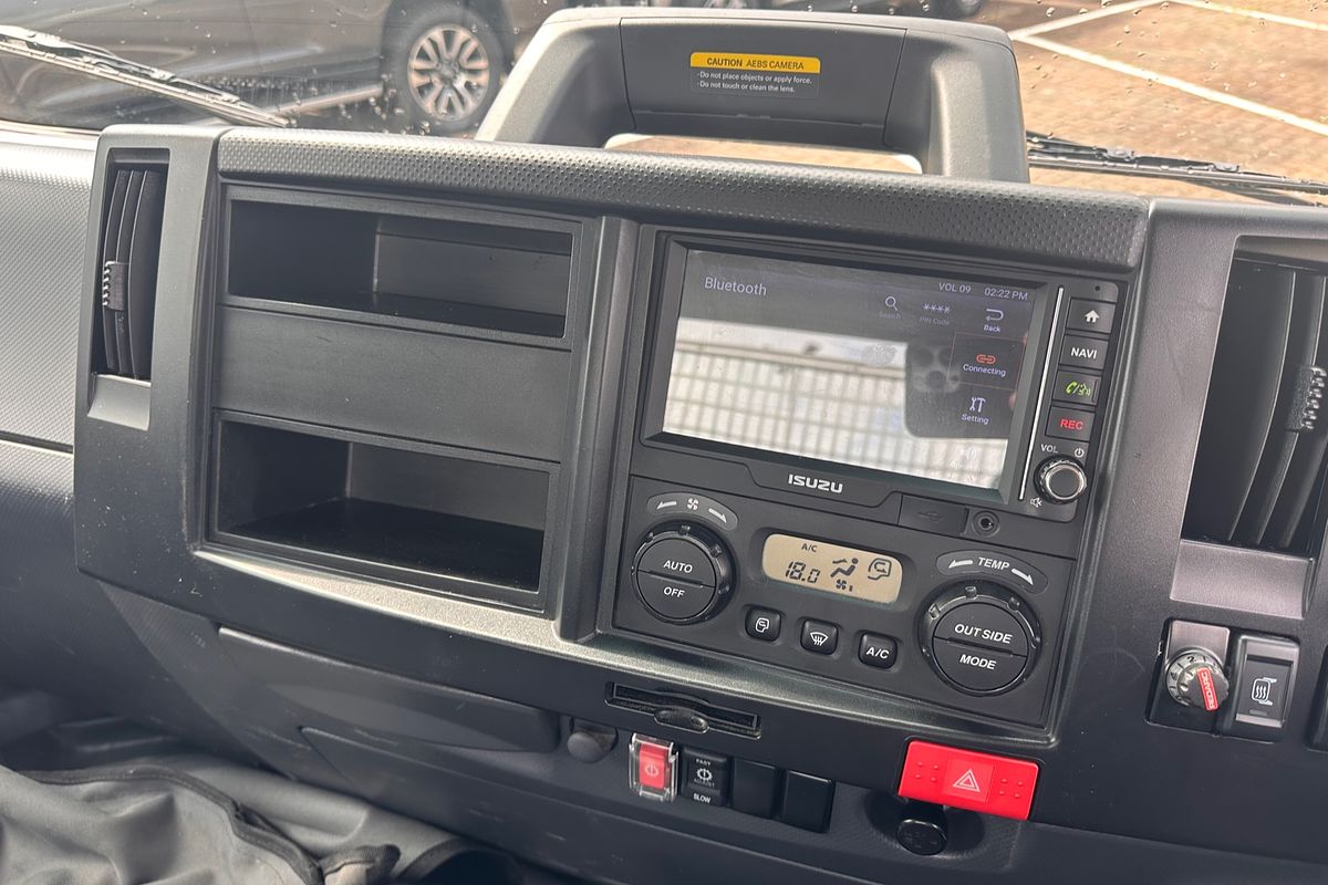 2022 Isuzu N Series NNR 55/45-150 4x2 SWB