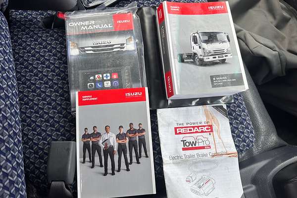 2022 Isuzu N Series NNR 55/45-150 4x2 SWB
