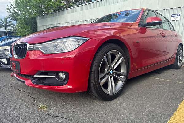 2014 BMW 3 Series 320i F30