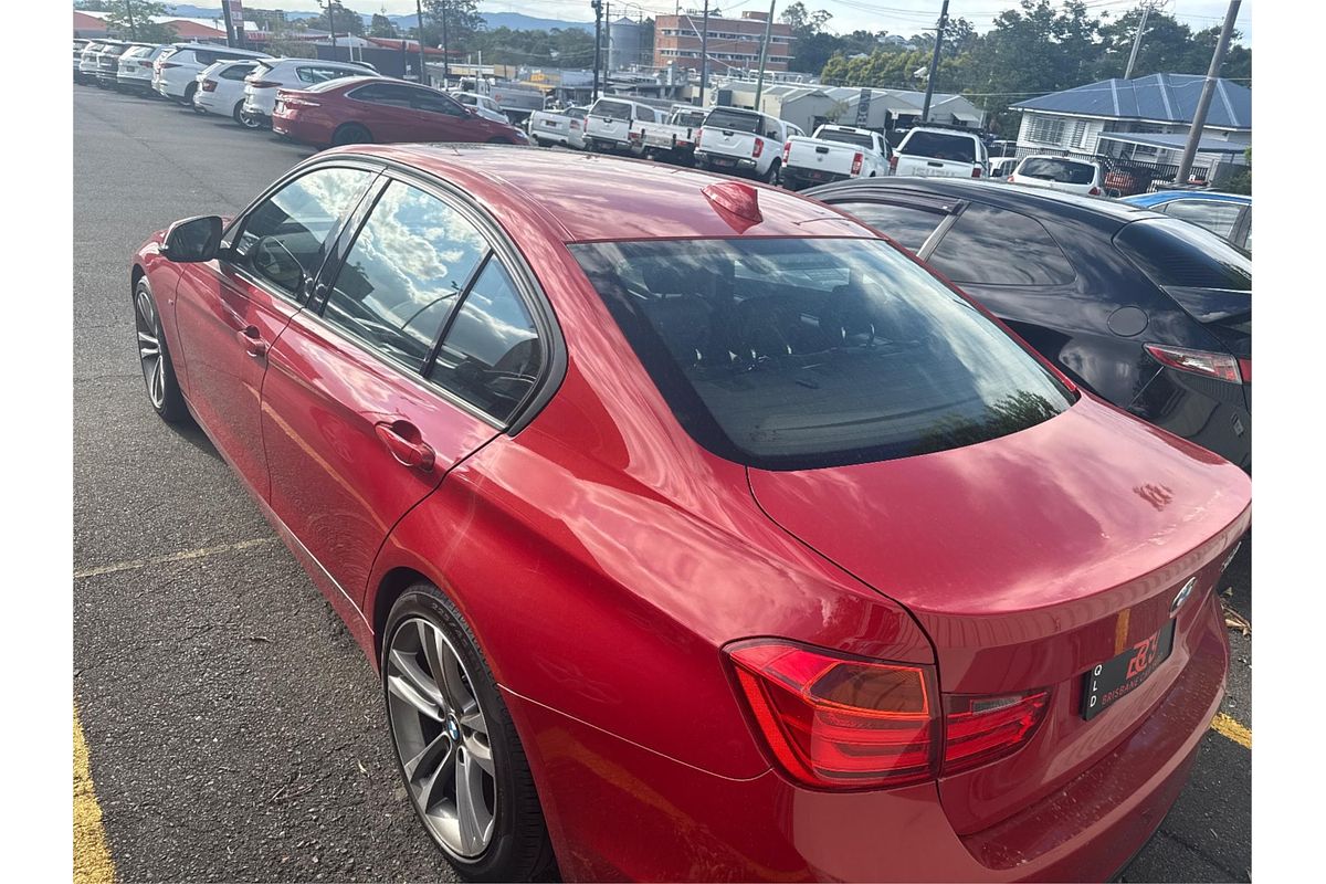 2014 BMW 3 Series 320i F30