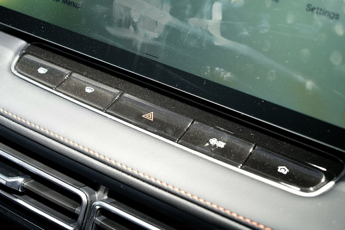 2025 MG HS Hybrid+ Excite AS33H