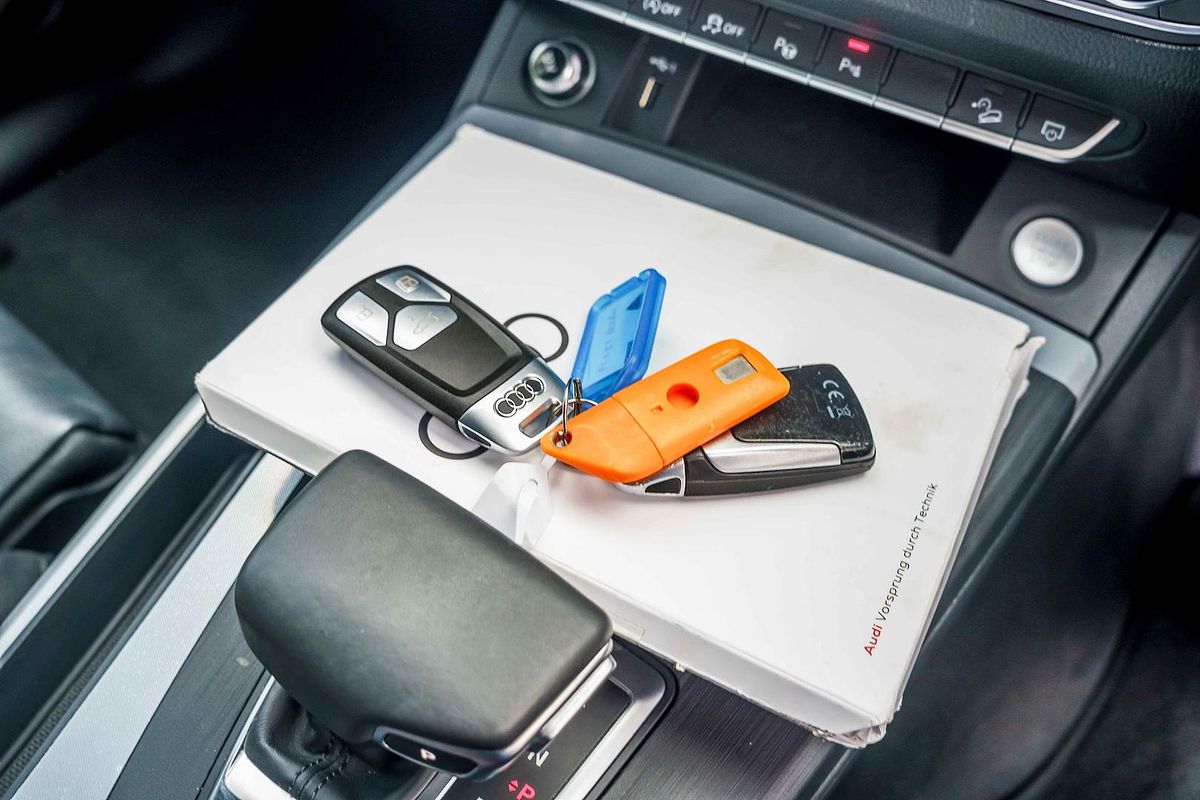 2020 Audi Q5 45 TFSI Sport FY