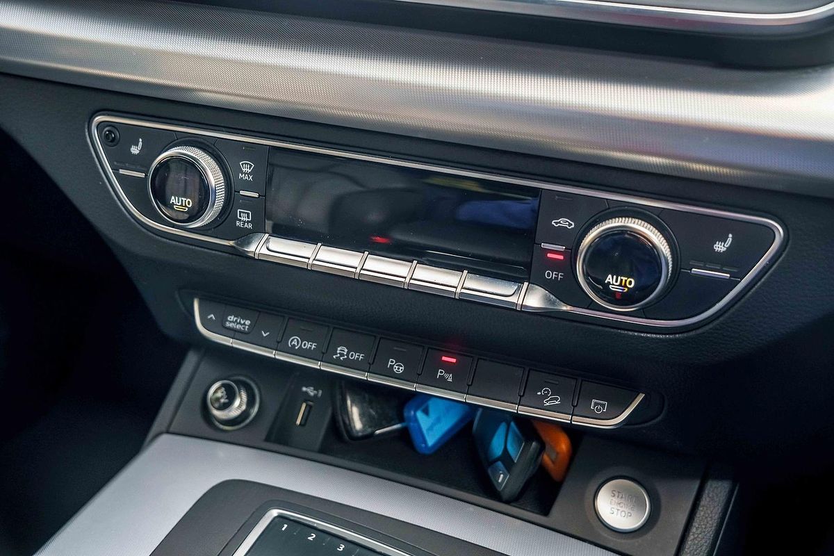 2020 Audi Q5 45 TFSI Sport FY