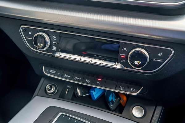 2020 Audi Q5 45 TFSI Sport FY