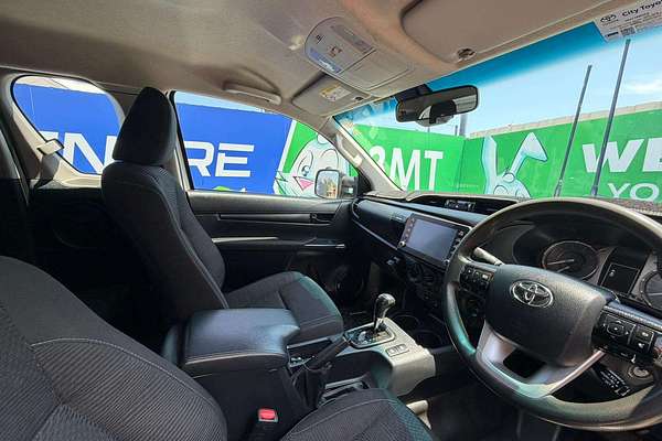 2020 Toyota Hilux SR GUN126R 4X4