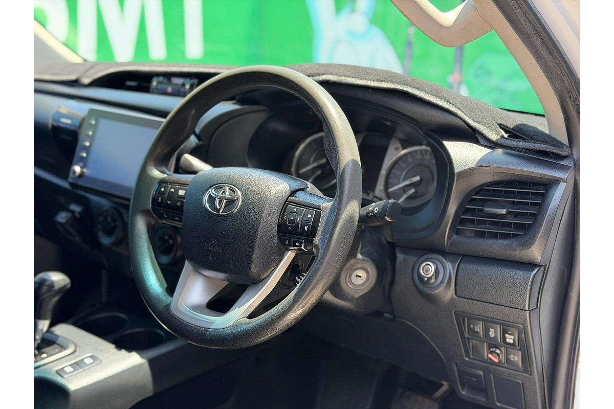 2020 Toyota Hilux SR GUN126R 4X4