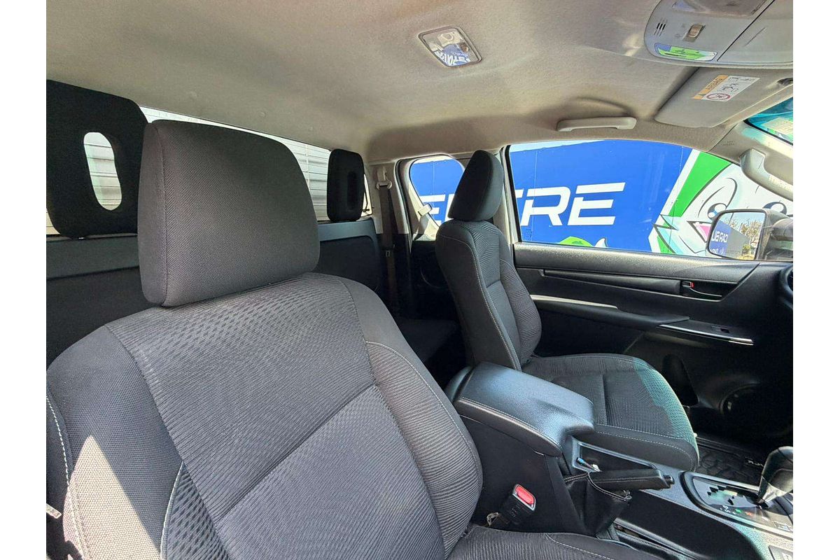 2020 Toyota Hilux SR GUN126R 4X4