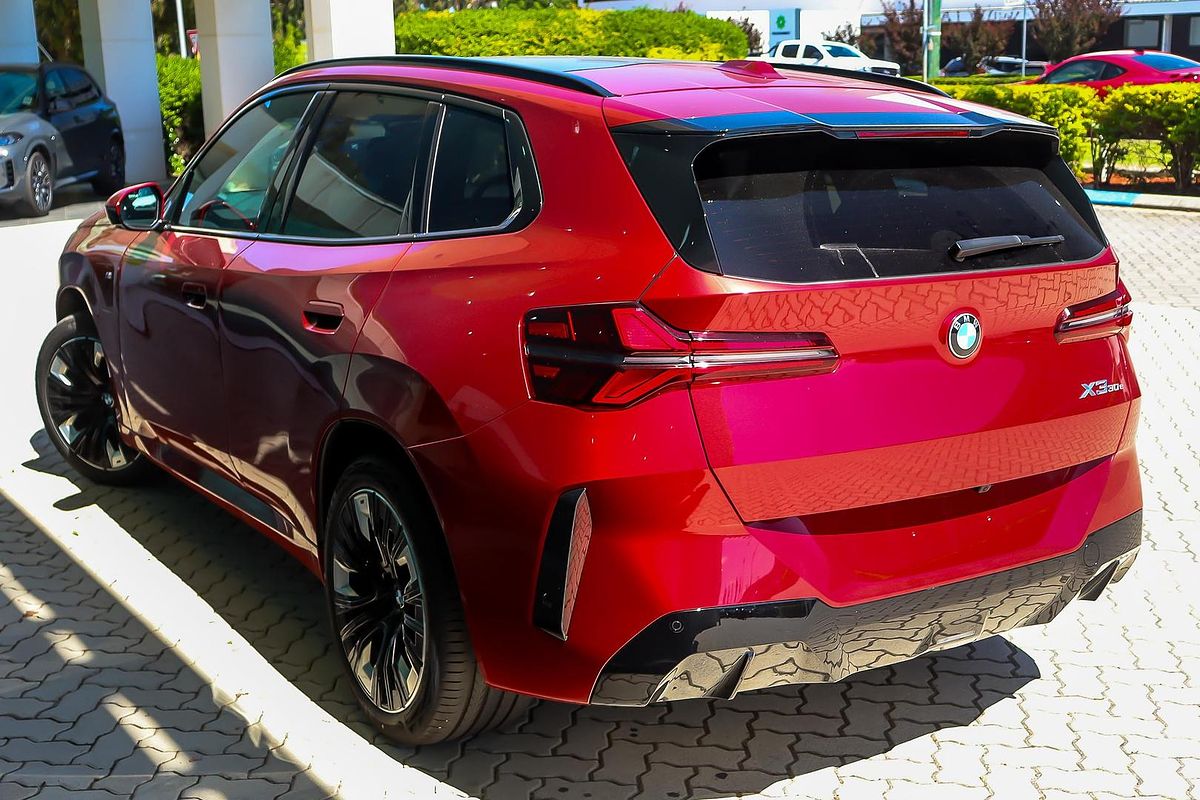 2025 BMW X3 30e xDrive G45