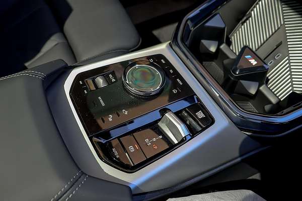 2025 BMW X3 30e xDrive G45