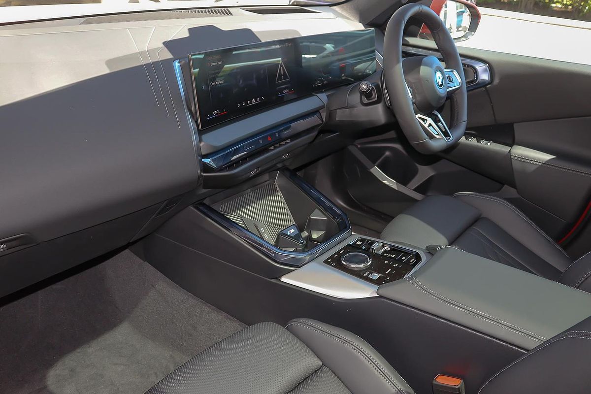 2025 BMW X3 30e xDrive G45