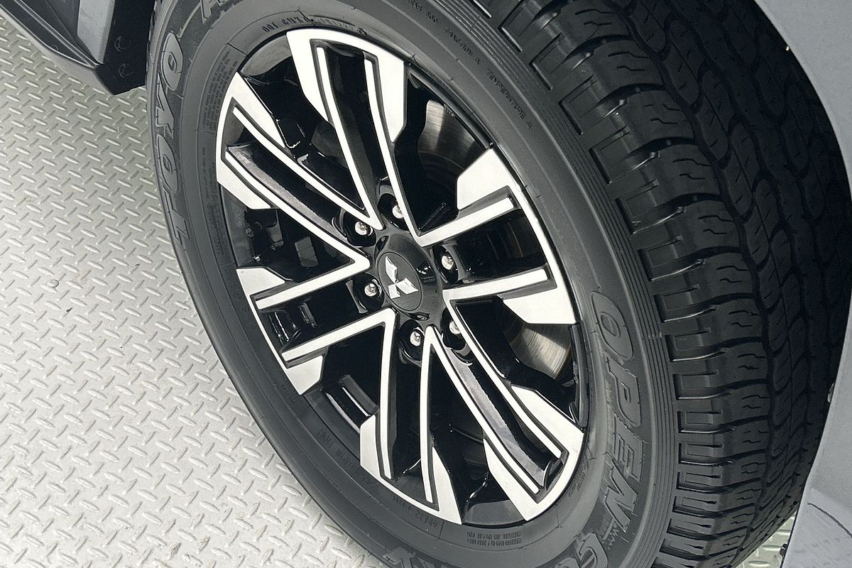 2022 Mitsubishi Pajero Sport Exceed QF