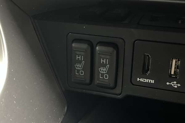 2022 Mitsubishi Pajero Sport Exceed QF