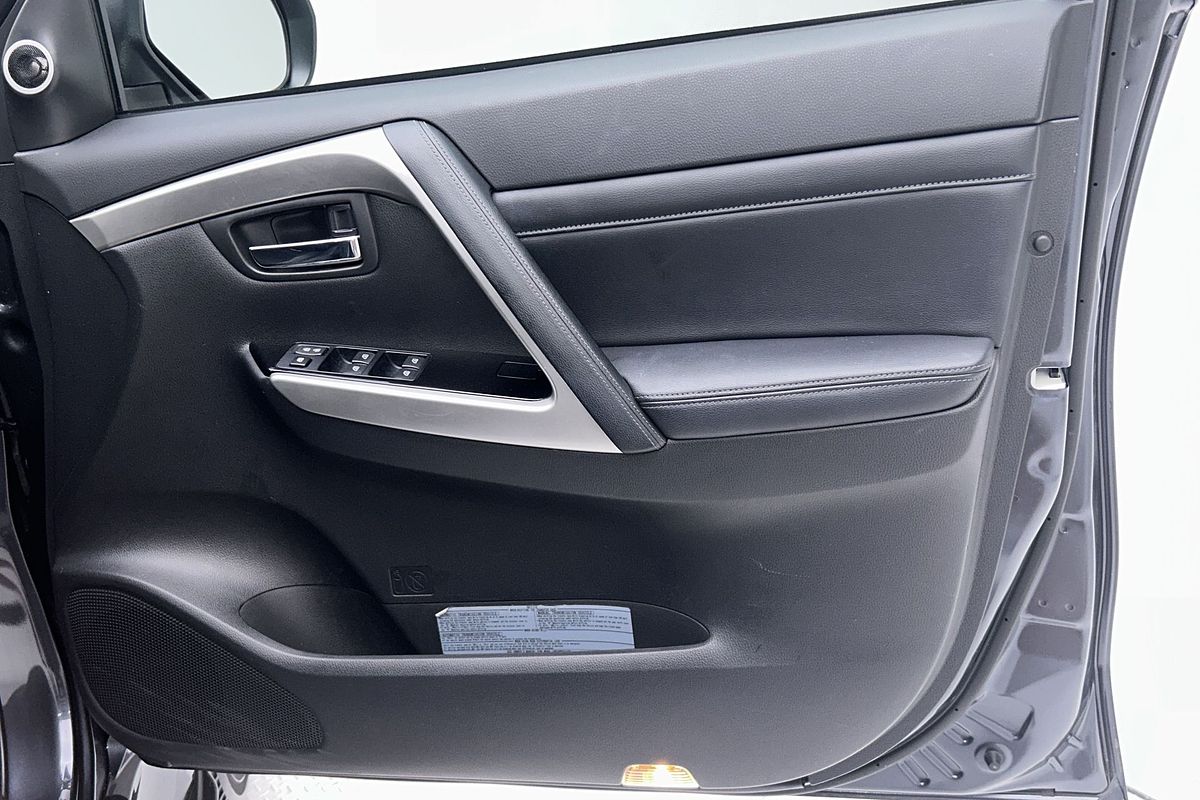 2022 Mitsubishi Pajero Sport Exceed QF