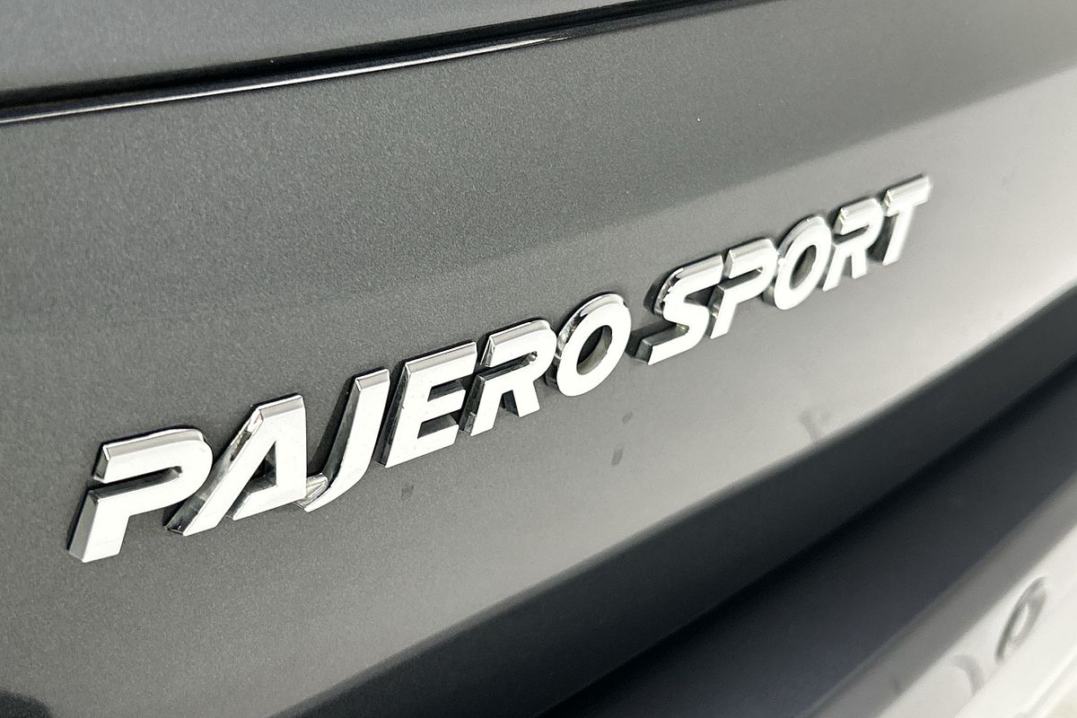 2022 Mitsubishi Pajero Sport Exceed QF