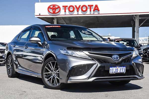2024 Toyota Camry SL AXVH70R