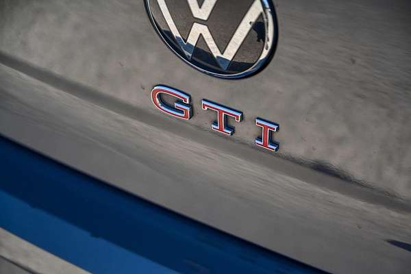 2021 Volkswagen Golf GTI 8