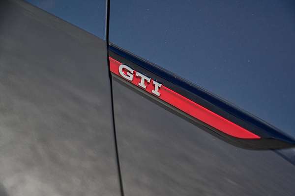 2021 Volkswagen Golf GTI 8