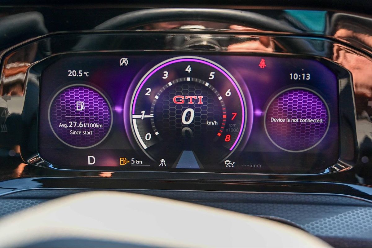 2021 Volkswagen Golf GTI 8