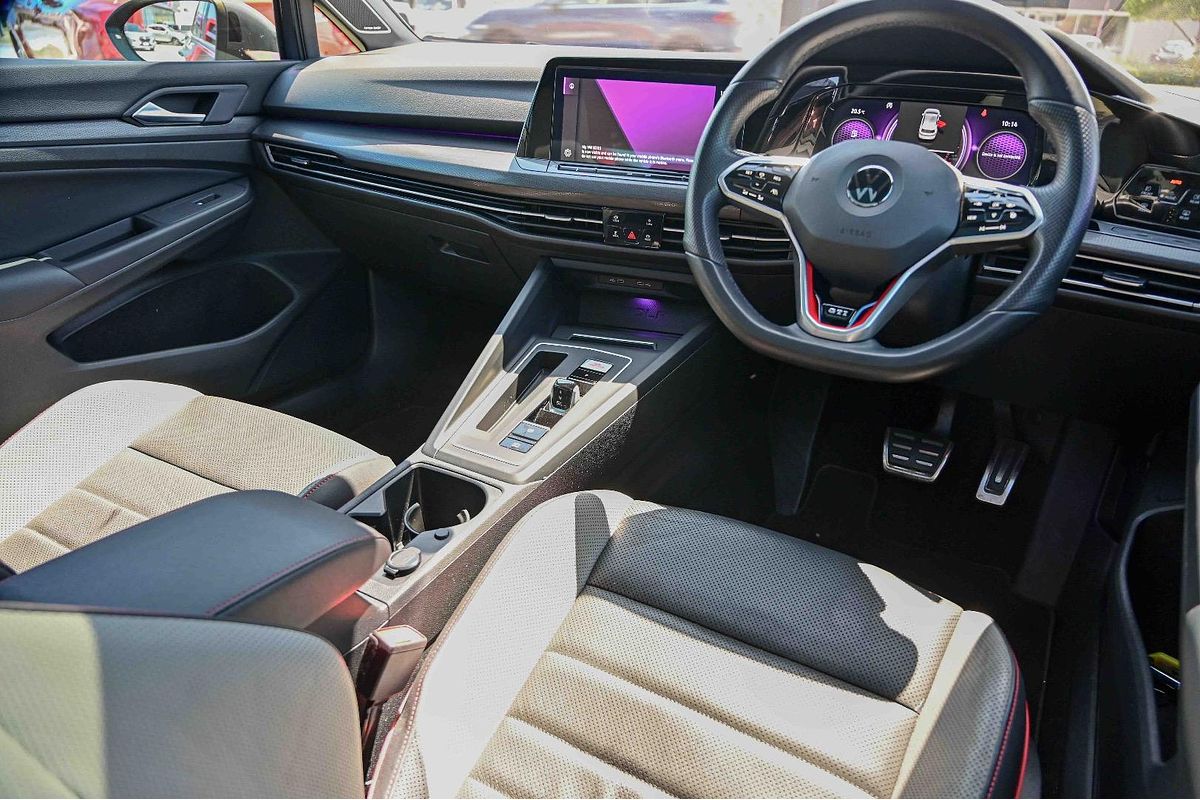 2021 Volkswagen Golf GTI 8