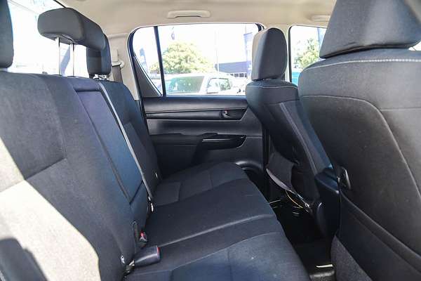 2020 Toyota Hilux SR GUN126R 4X4