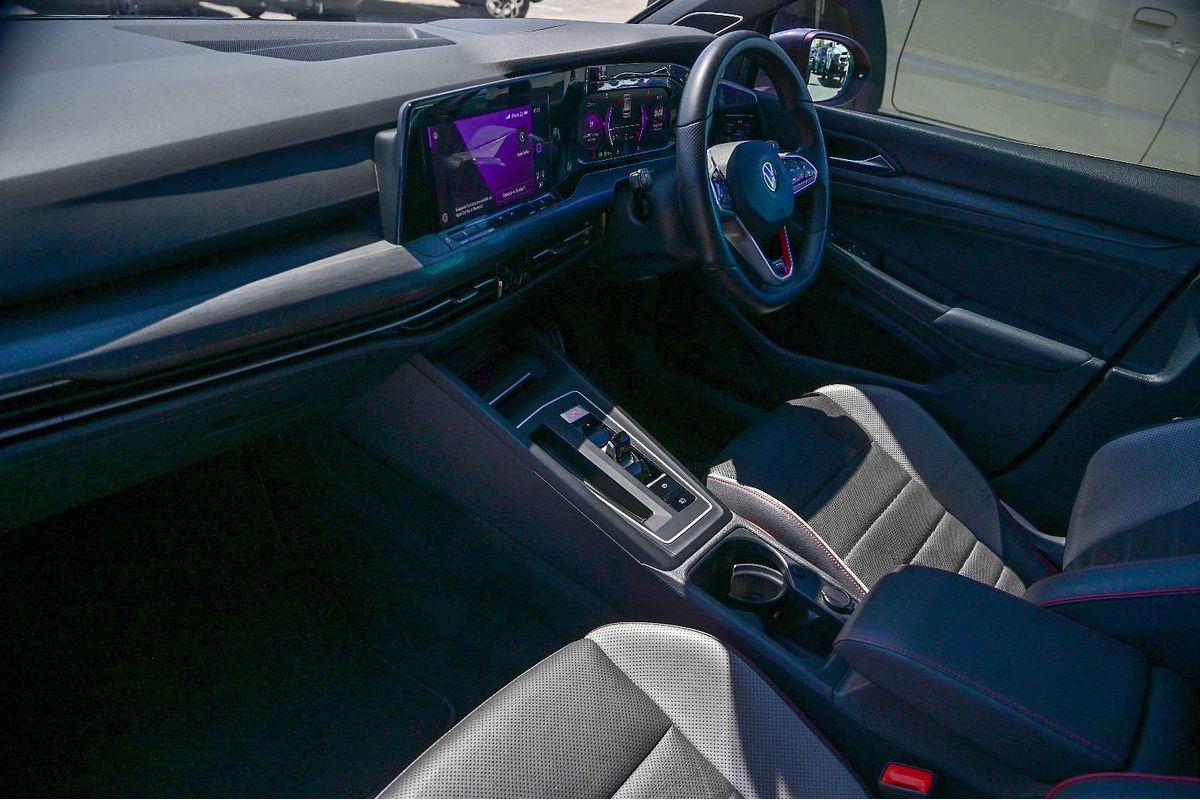 2021 Volkswagen Golf GTI 8