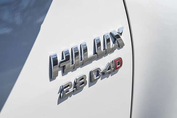 2020 Toyota Hilux SR GUN126R 4X4