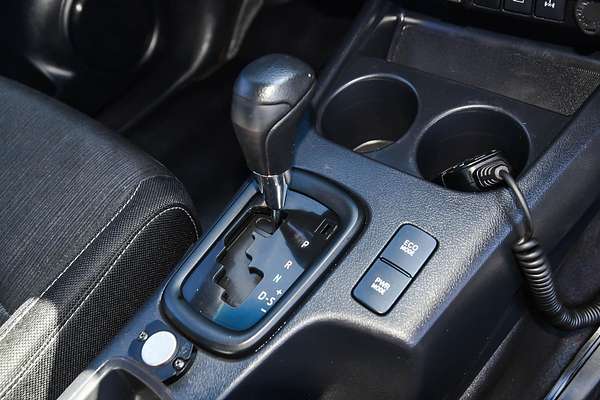 2020 Toyota Hilux SR GUN126R 4X4