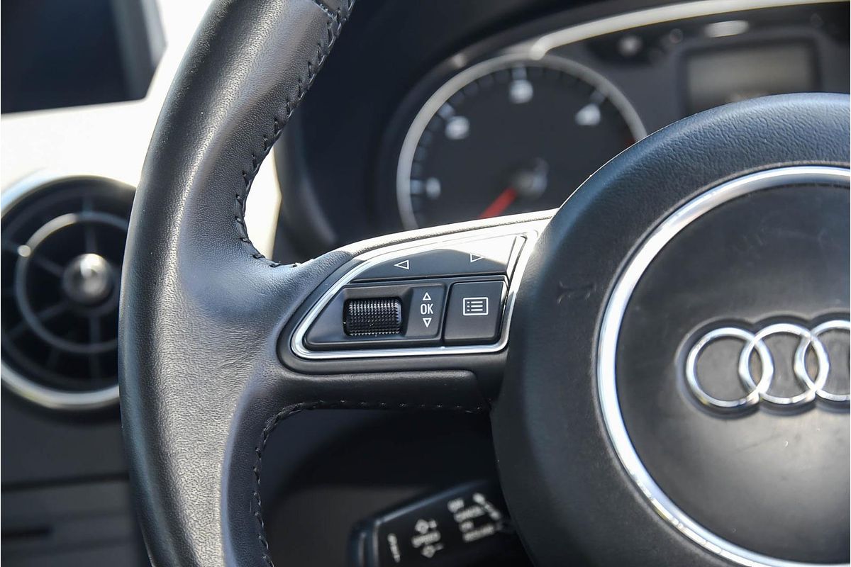 2012 Audi A1 Attraction 8X