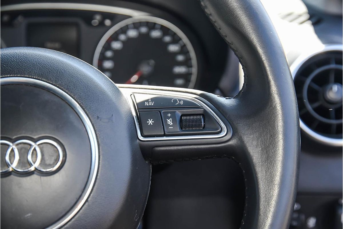 2012 Audi A1 Attraction 8X