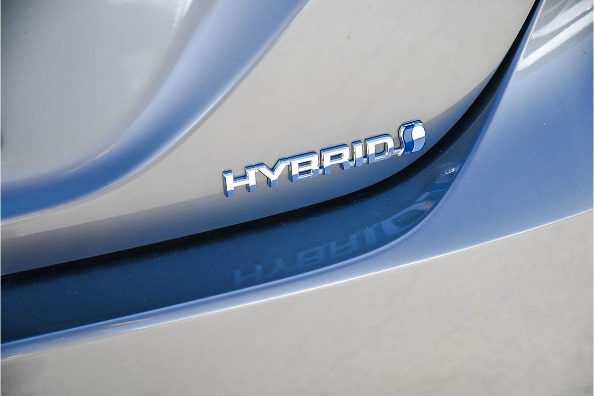 2024 Toyota Camry SL AXVH70R