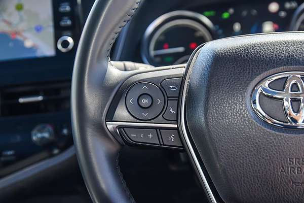 2024 Toyota Camry SL AXVH70R