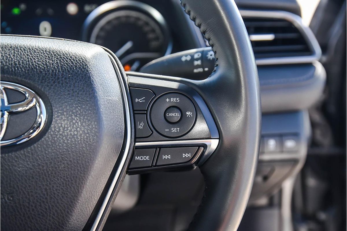 2024 Toyota Camry SL AXVH70R