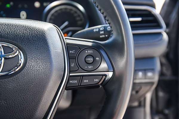 2024 Toyota Camry SL AXVH70R