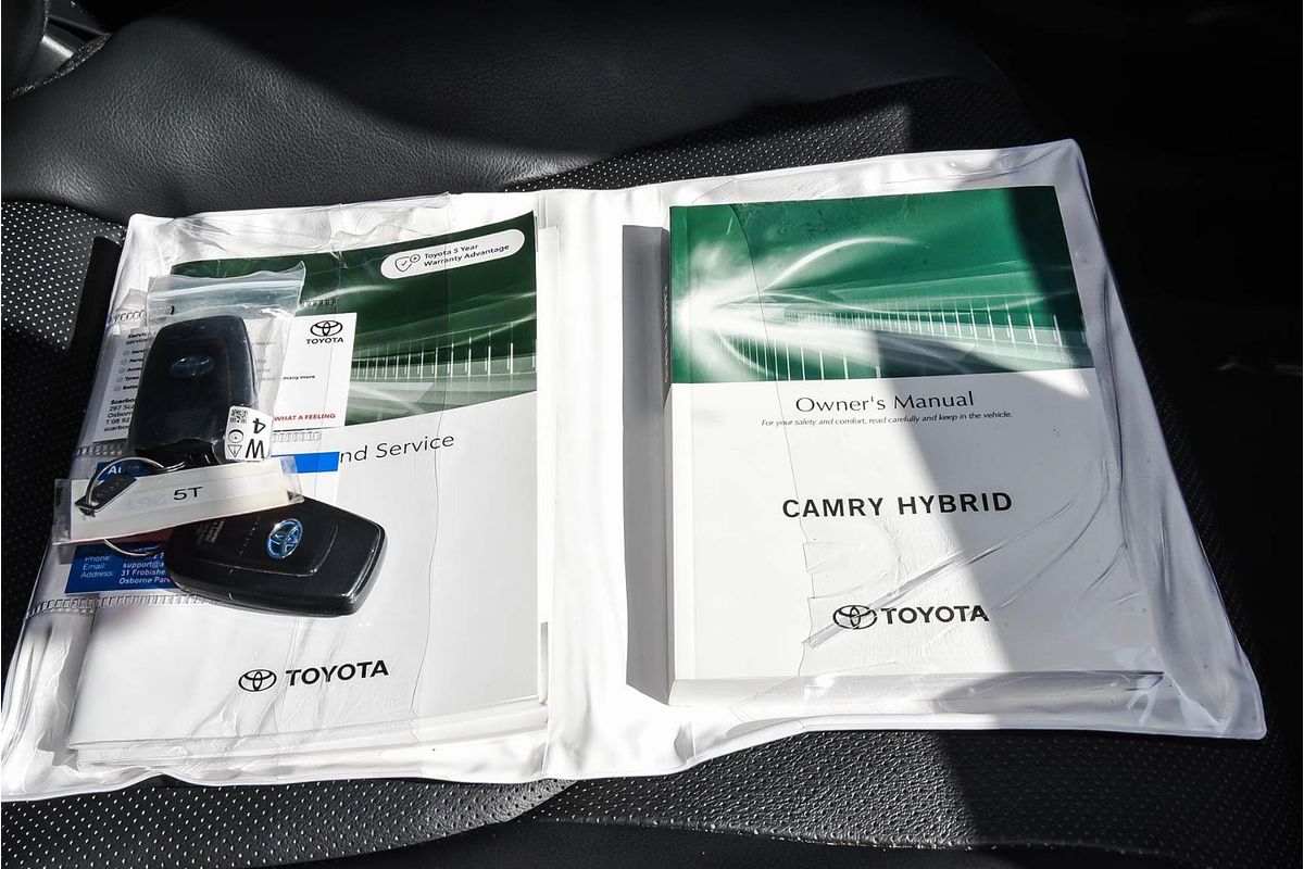 2024 Toyota Camry SL AXVH70R