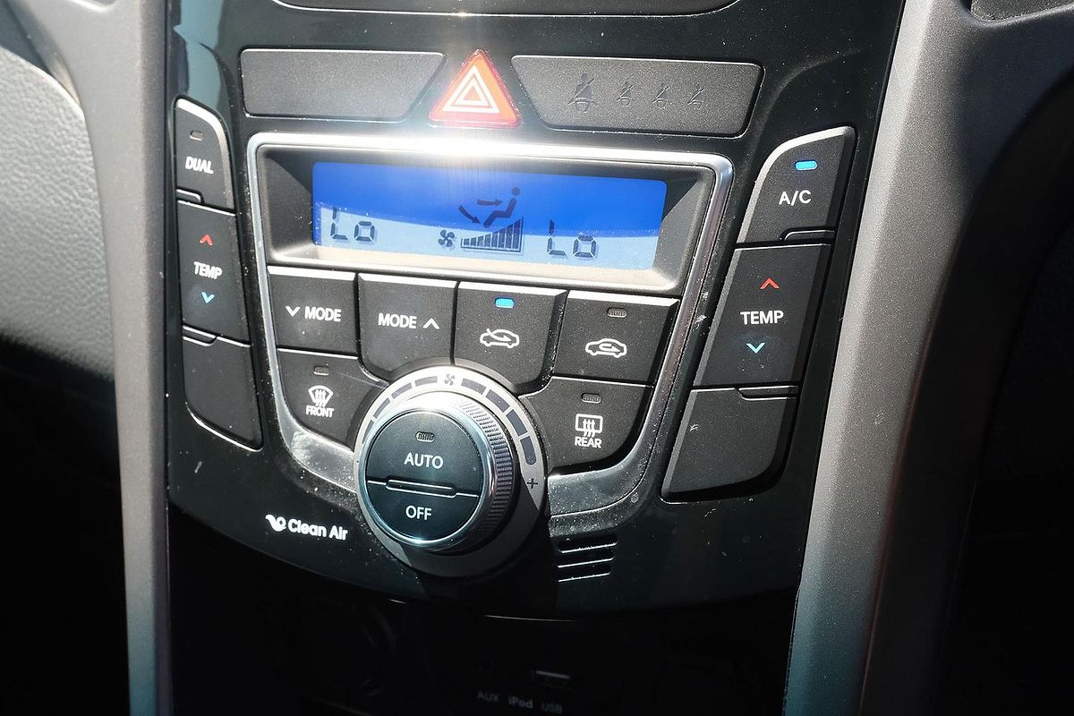 2016 Hyundai Accent Active RB4