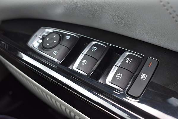 2022 Kia Carnival Platinum KA4