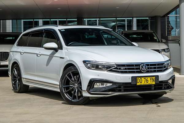 2022 Volkswagen Passat 206TSI R-Line B8