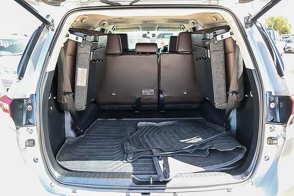 2015 Toyota Fortuner Crusade GUN156R