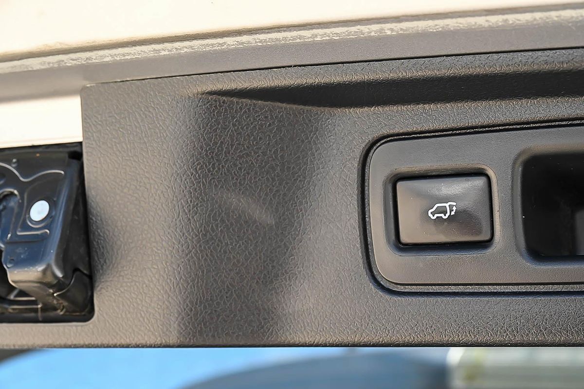 2015 Toyota Fortuner Crusade GUN156R