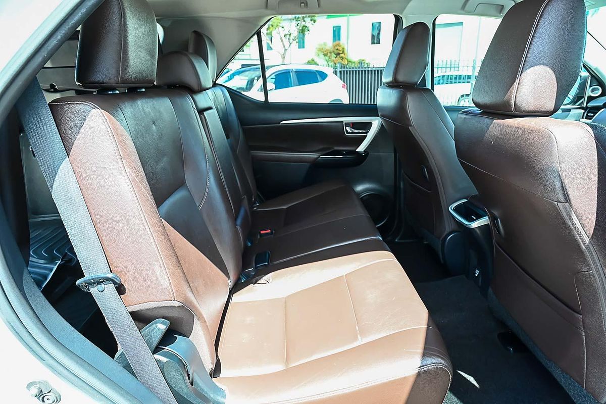 2015 Toyota Fortuner Crusade GUN156R