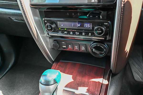 2015 Toyota Fortuner Crusade GUN156R