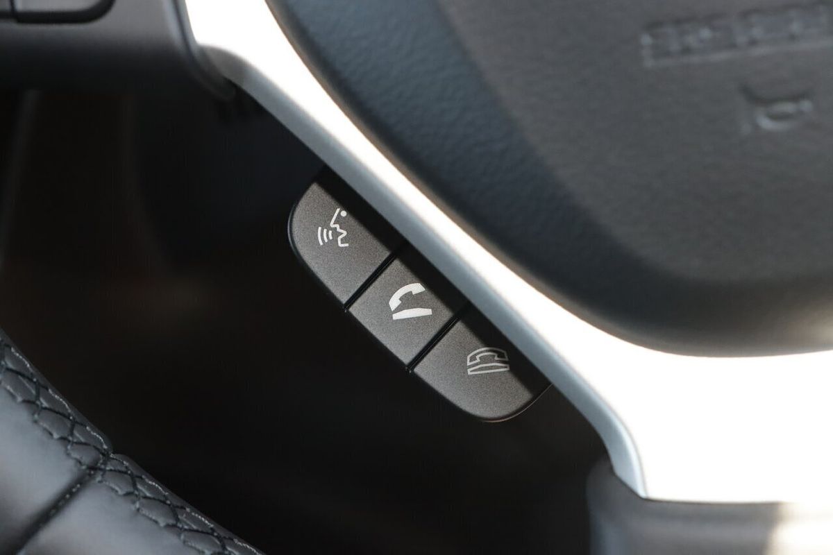 2024 Suzuki S-Cross JYB