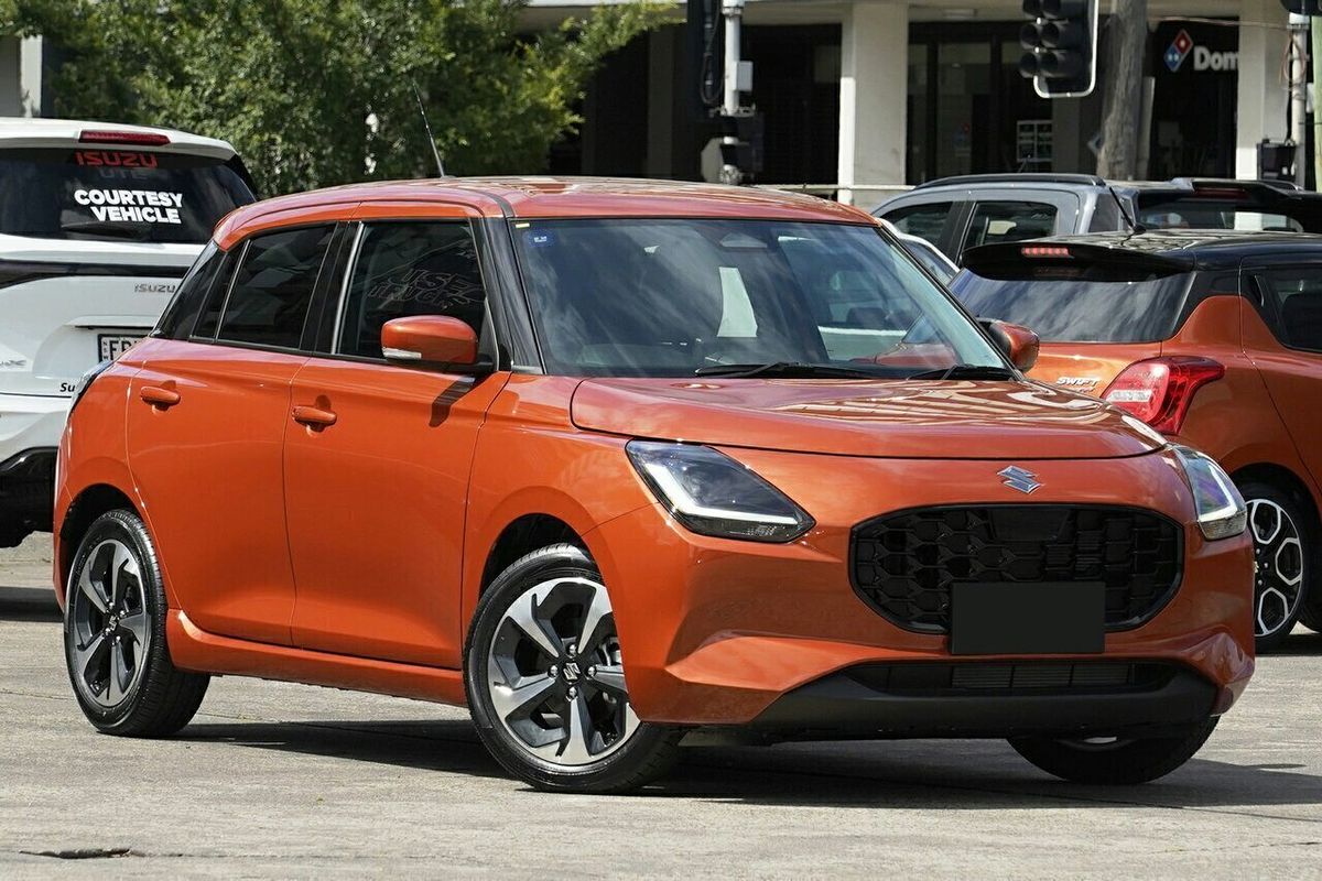2025 Suzuki Swift Hybrid GLX UZ