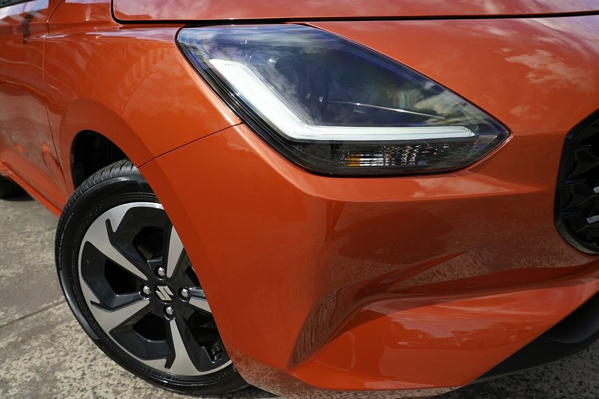 2025 Suzuki Swift Hybrid GLX UZ