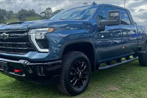 2025 Chevrolet Silverado HD LTZ Premium W/Tech Pack T1 4X4