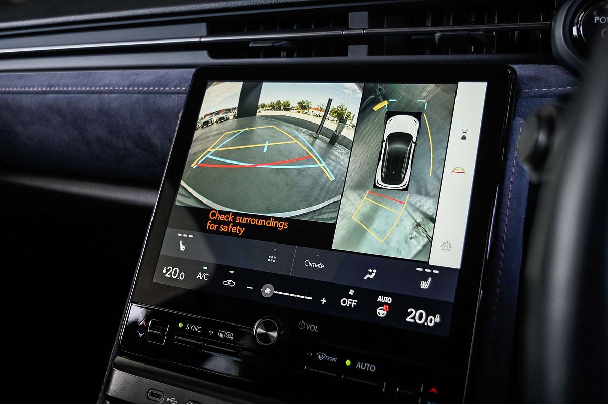 2023 Lexus LBX Sports Luxury MAYH10R